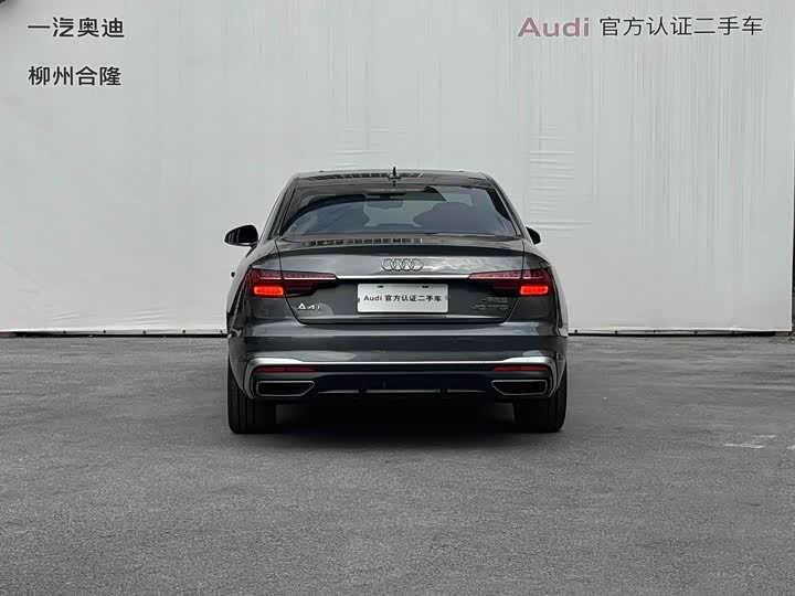 Фото 5 - Audi A4L