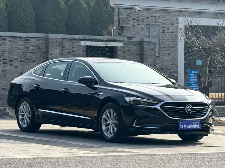 Фото 2 - Buick LaCrosse