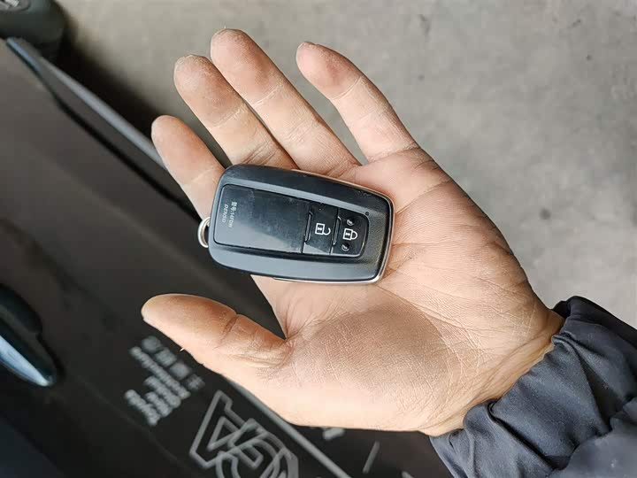 Фото 9 - Toyota Wildlander