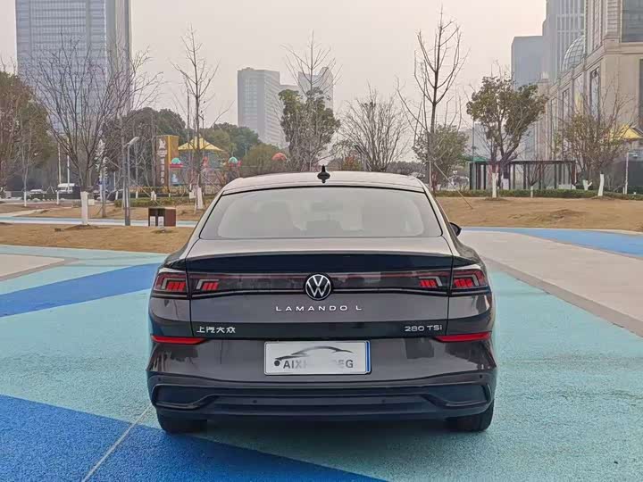 Фото 8 - Volkswagen Lamando L