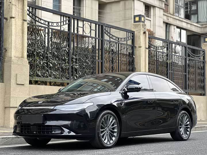 Фото 1 - Leapmotor C01