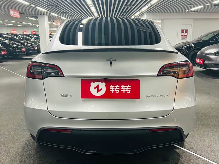 Фото 5 - Tesla Model Y