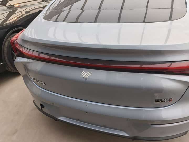 Фото 9 - Hozon S