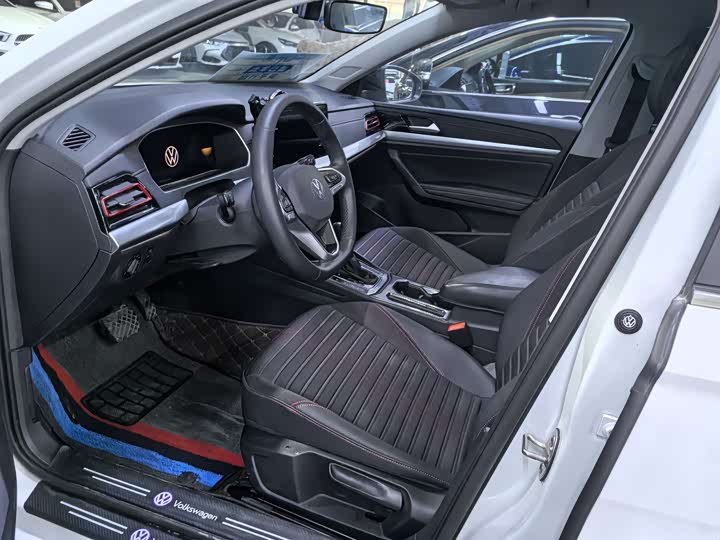 Фото 7 - Volkswagen Lavida