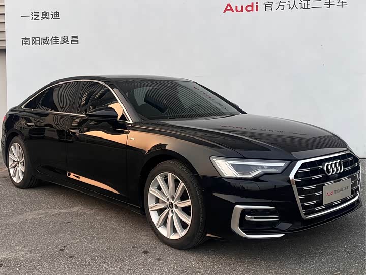 Фото 4 - Audi A6L