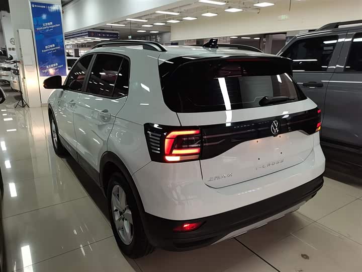 Фото 5 - Volkswagen T-Cross