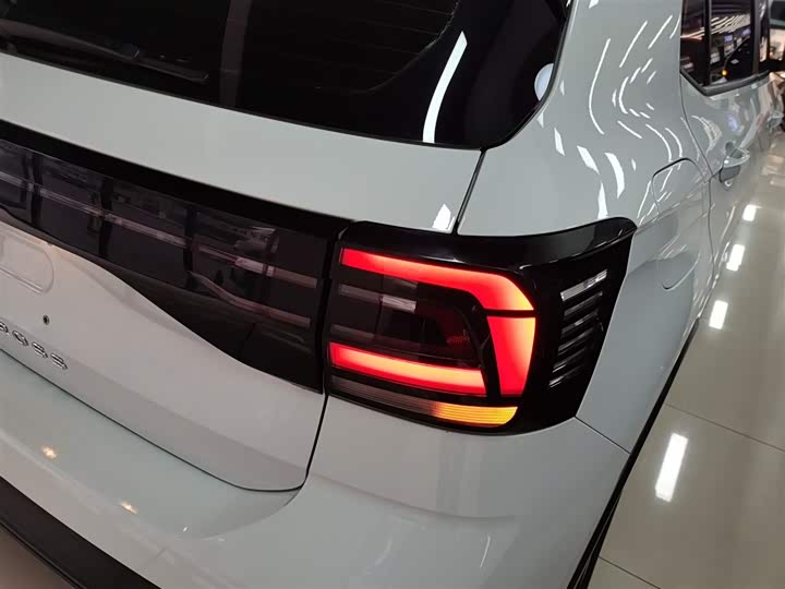 Фото 8 - Volkswagen T-Cross