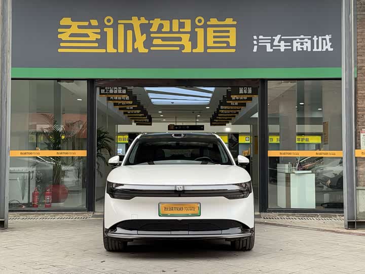 Фото 3 - Zeekr 7X