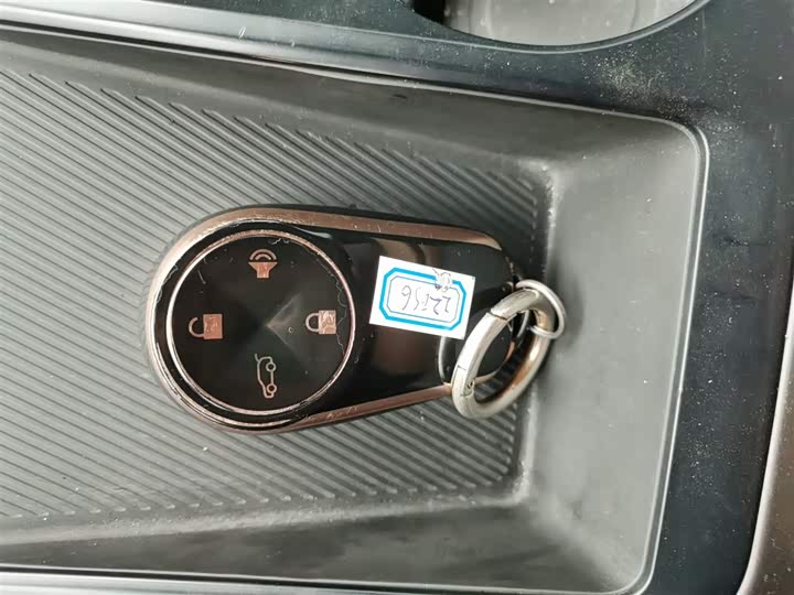 Фото 9 - Nio ES6