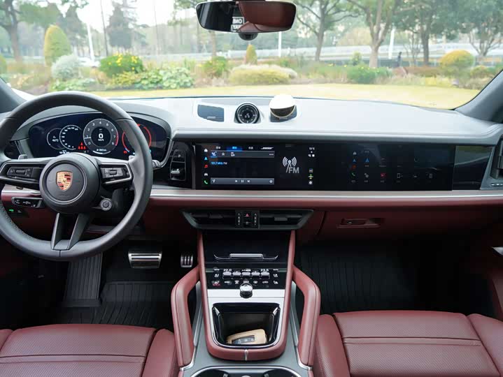 Фото 6 - Porsche Cayenne