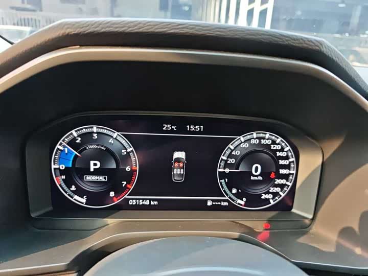 Фото 9 - Mitsubishi Outlander