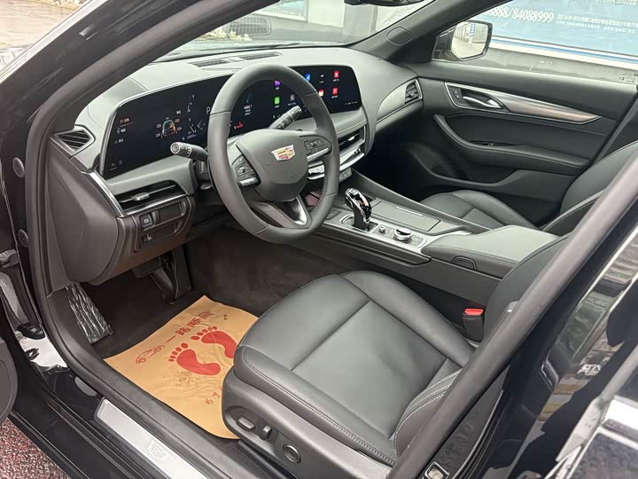 Фото 6 - Cadillac CT5