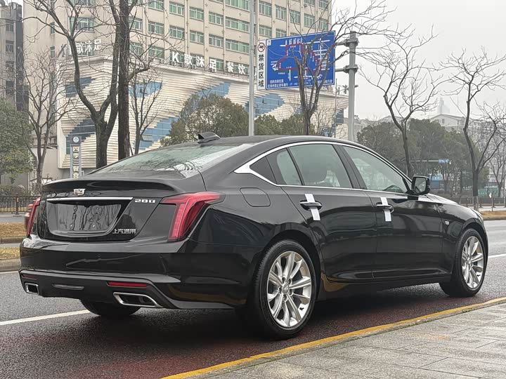 Фото 8 - Cadillac CT5