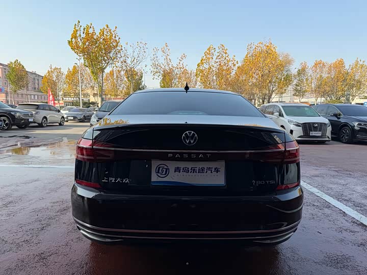 Фото 5 - Volkswagen Passat