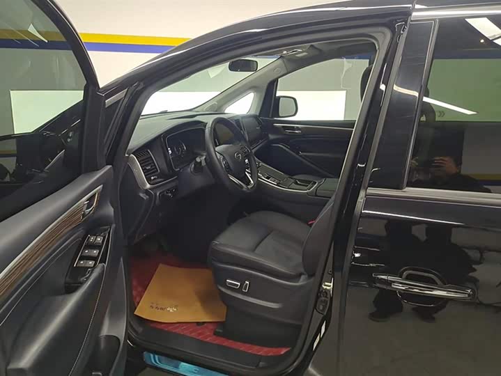 Фото 9 - GAC Trumpchi M8