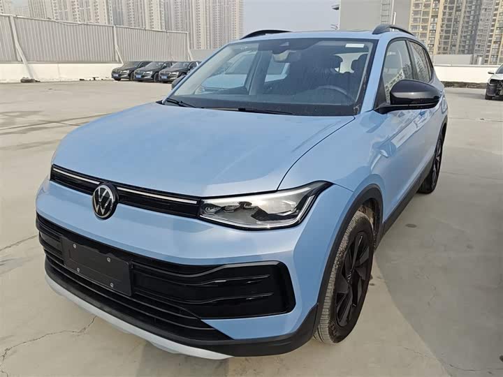 Фото 2 - Volkswagen Tharu