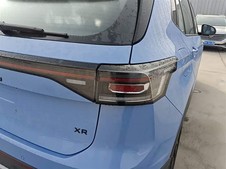 Фото 8 - Volkswagen Tharu