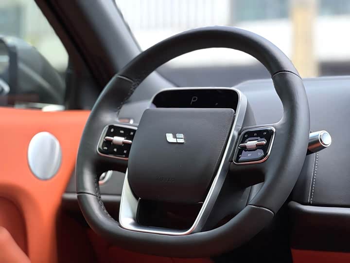 Фото 6 - LiXiang L9