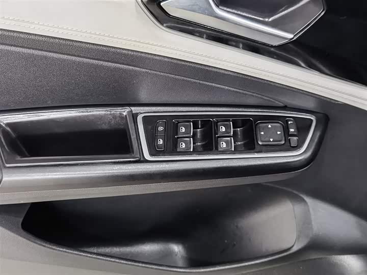 Фото 9 - Jetta VS5