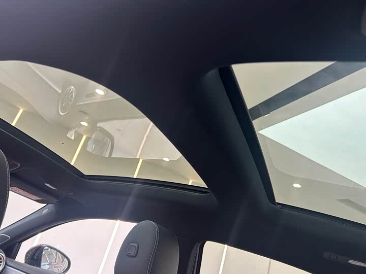 Фото 9 - Mercedes-Benz A-Class AMG