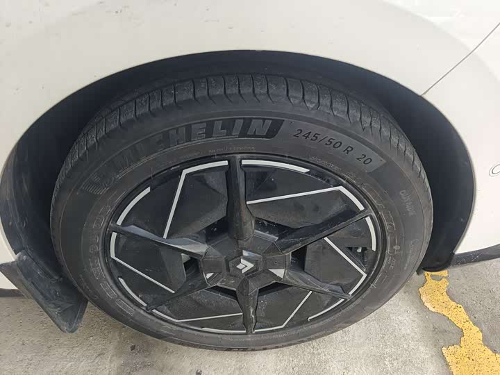 Фото 7 - GAC Hyptec HT