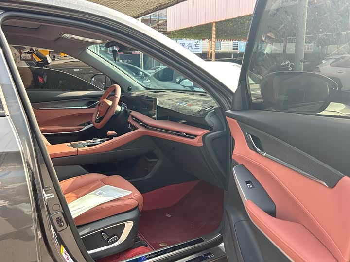 Фото 8 - Changan CS75 Plus