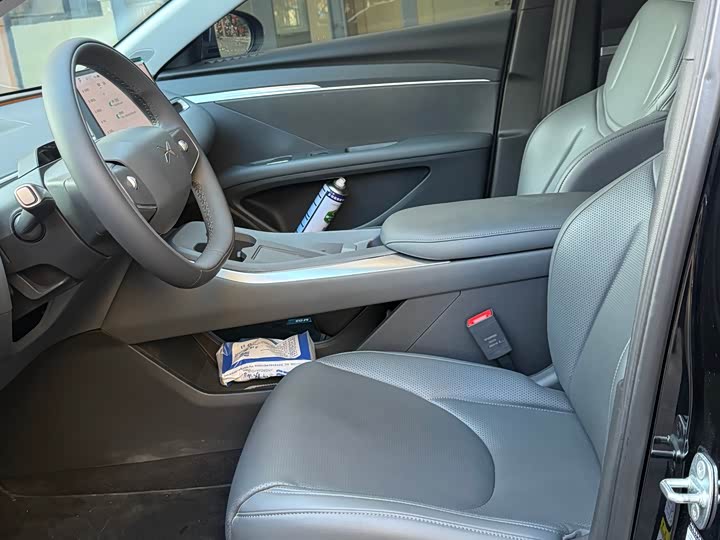 Фото 8 - XPeng Mona M03