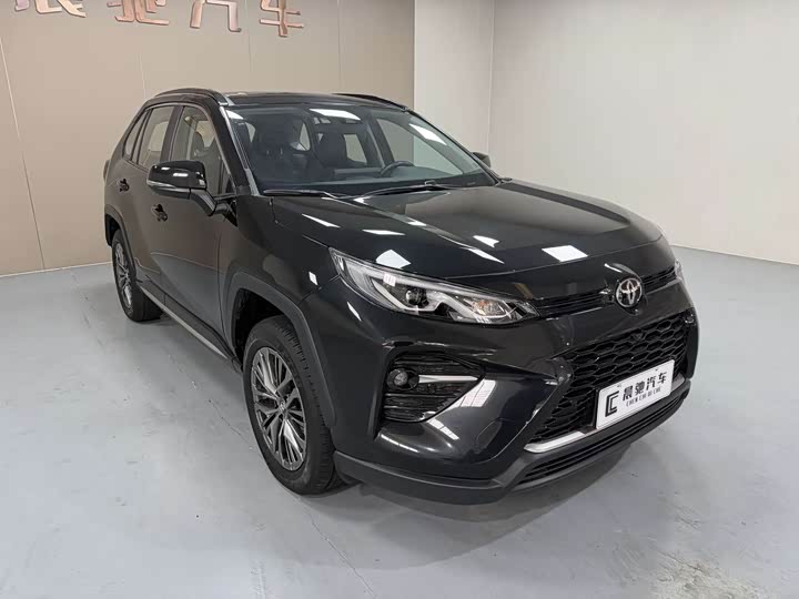 Фото 3 - Toyota Wildlander