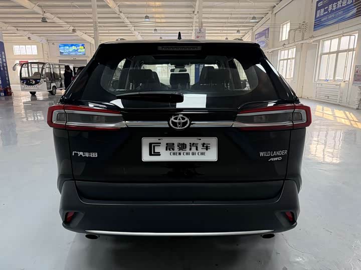 Фото 5 - Toyota Wildlander