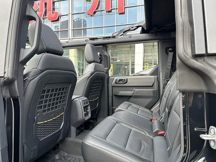 Фото 7 - Ford Bronco