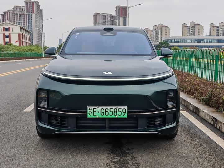 Фото 2 - LiXiang L8