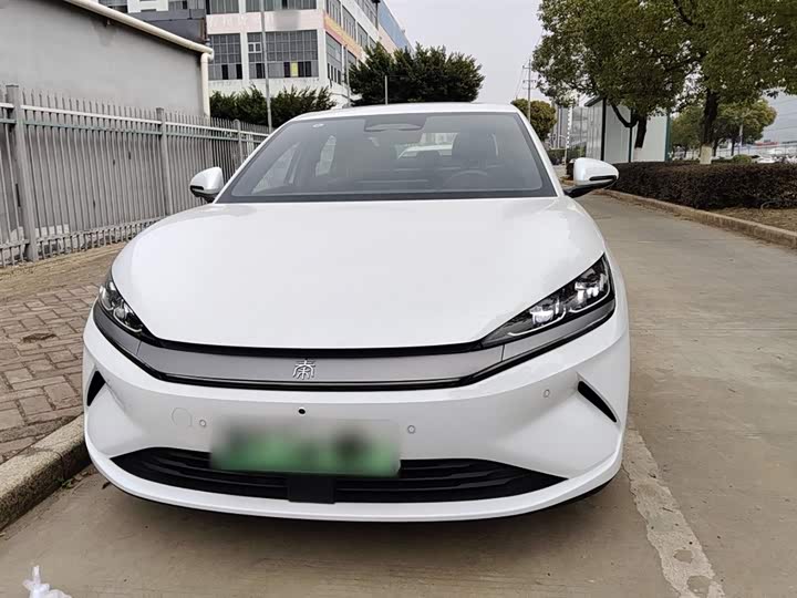 Фото 3 - BYD Qin L