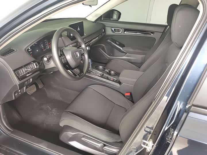 Фото 9 - Honda Civic