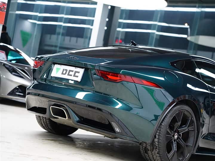 Фото 5 - Jaguar F-Type