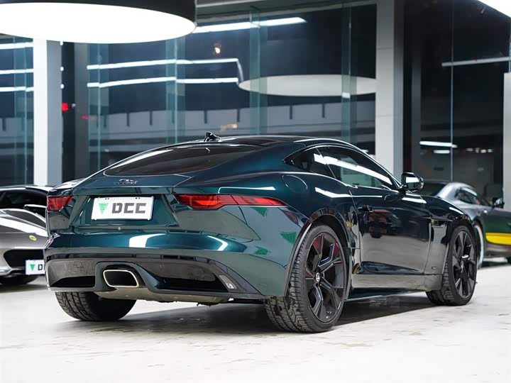 Фото 6 - Jaguar F-Type