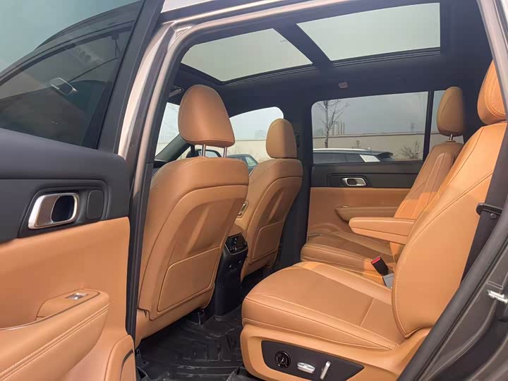 Фото 5 - LiXiang One