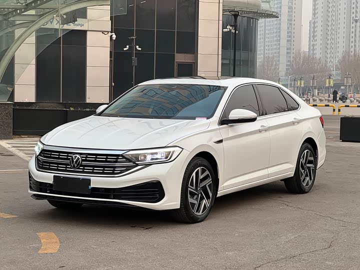 Фото 1 - Volkswagen Sagitar L