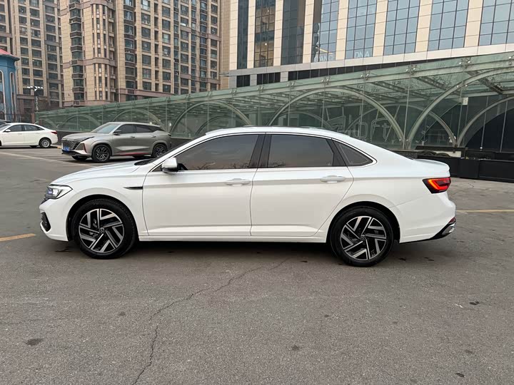 Фото 7 - Volkswagen Sagitar L