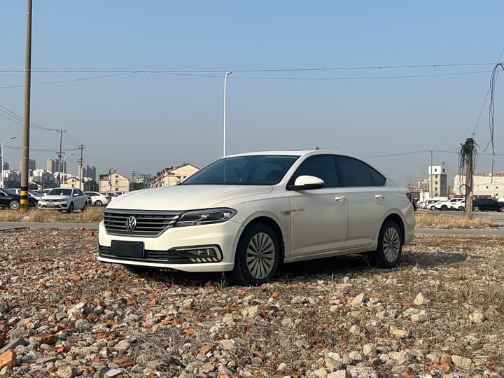 Фото 1 - Volkswagen Lavida