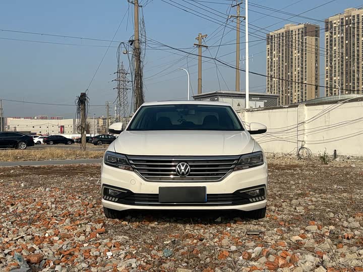 Фото 2 - Volkswagen Lavida