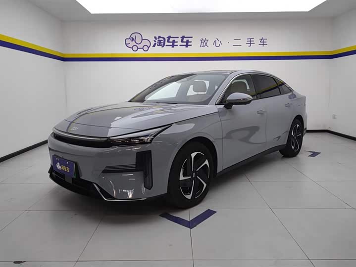 Фото 1 - Geely Galaxy L6