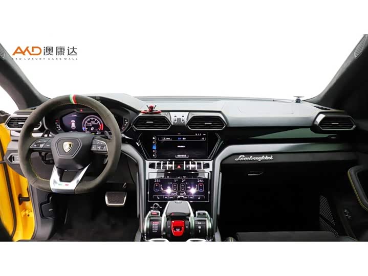 Фото 5 - Lamborghini Urus