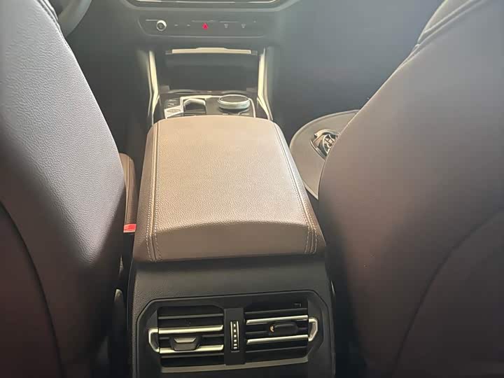 Фото 9 - BMW 3 Series