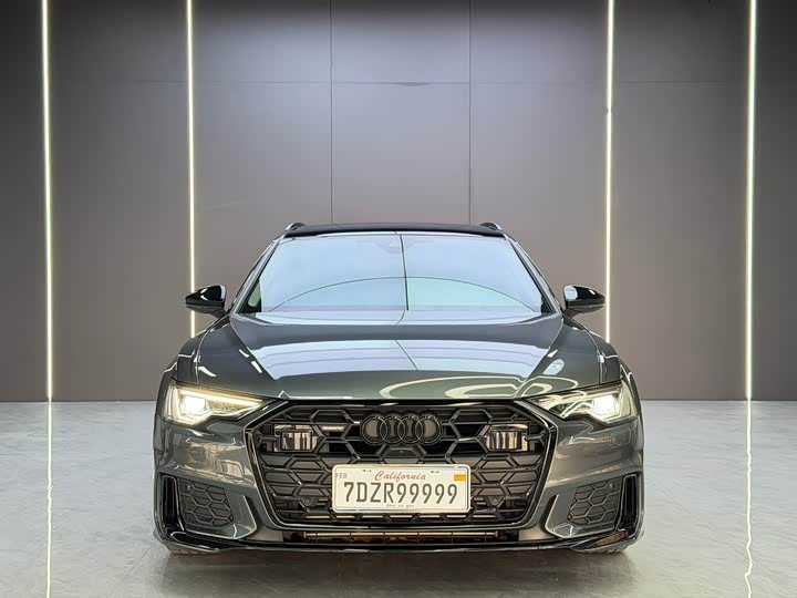 Фото 2 - Audi A6