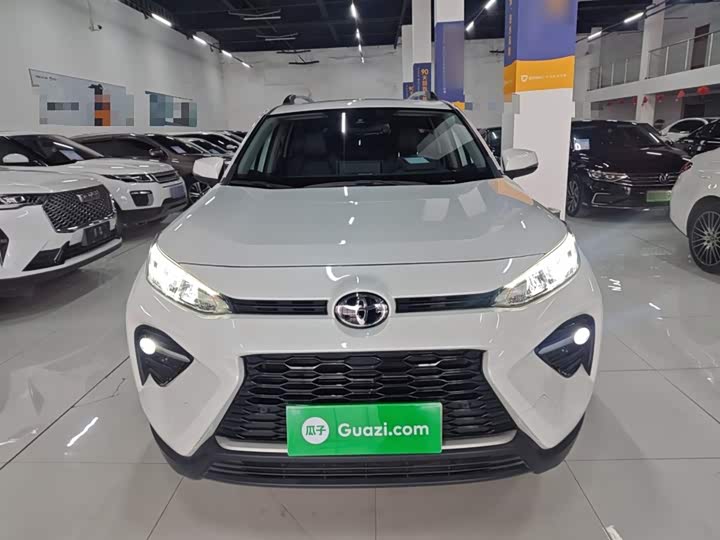 Фото 3 - Toyota Wildlander