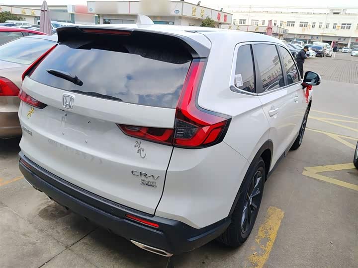 Фото 7 - Honda CR-V