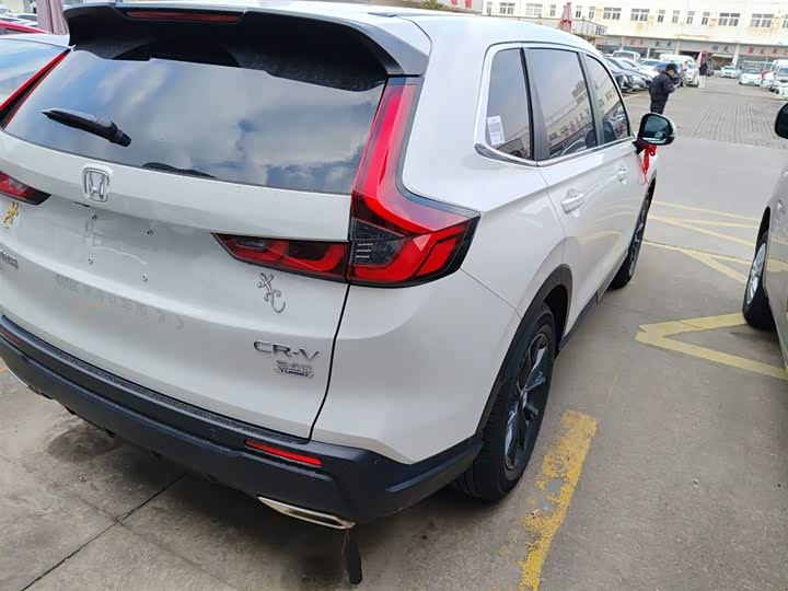 Фото 8 - Honda CR-V