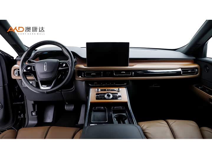 Фото 5 - Lincoln Aviator