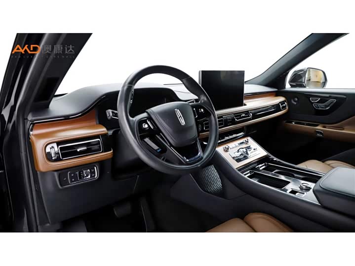 Фото 6 - Lincoln Aviator