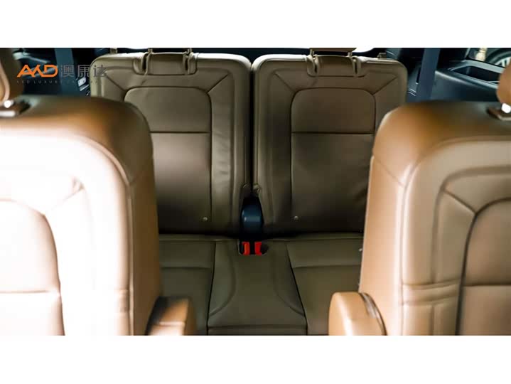 Фото 9 - Lincoln Aviator